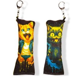 Privezak dakimakura luda mačka (1 com)
