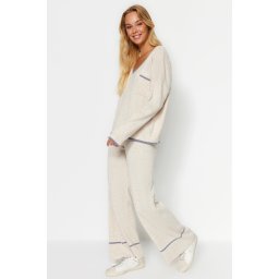 Trendyol Beige Wide Pattern Hairy Yarn Garnished Knitwear Bottom-Top Set