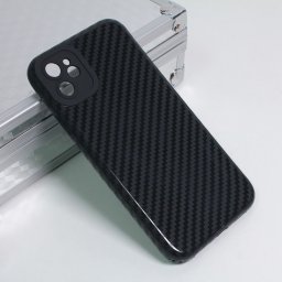 Maska Silikon Line za iPhone 11 6.1 crna