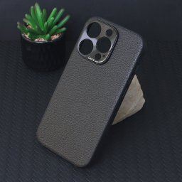 Maska Groove za iPhone 13 Pro 6.1 crna