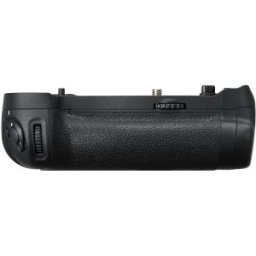 MB-D18 Multi Battery Power Pack