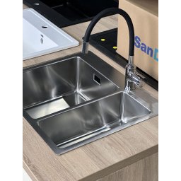 Čelična sudopera 59x50x20 i flexy slavina u SETU