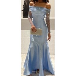 Duga haljina za maturu svetlucavo plava