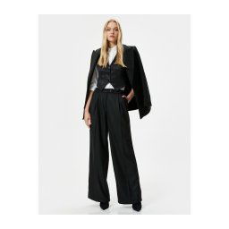 Koton X Şahika Ercümen - Glittery V-Neck Buttoned Vest
