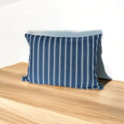 Jastucnica Flanel 40x60cm Teget/bela linija ( VLK002050-tegetbelelinije )