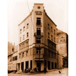 stari Beograd- hotel Prag 1929. uramljena slika 30x40cm, 40x50cm i 50x70cm