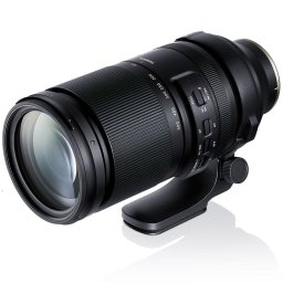 Tamron 150-500mm f/5-6.7 Di III VXD za Sony E