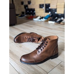 Klasične braon duboke muške cipele