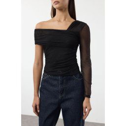Trendyol Black Asymmetric Collar Body-Smoothing Flexible Knitted Blouse