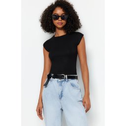Trendyol Black Premium Viscose/Soft Fabric Fitted/Fits the Body Moon Sleeve Knitted Blouse