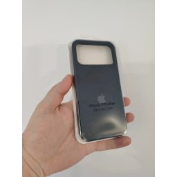 Futrola za iPhone 17 Pro Max silikonska Logo crna