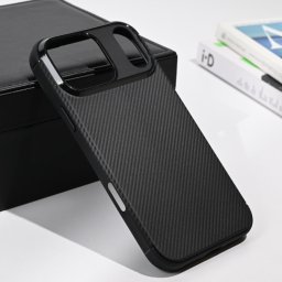 Futrola za iPhone 17 Pro Max Defender Carbon