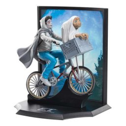 Noble Collection Universal - E.T. And Elliot Figure ( 072202 )