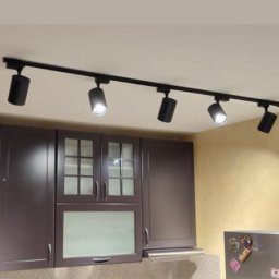 Šinska rasveta Crna Komplet 2m-5topa ( 006-2m sa 5topa )