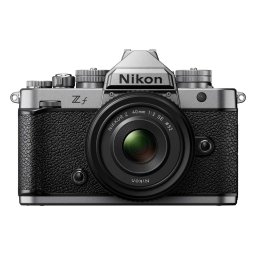 Nikon Zf + 40mm f/2 SE Silver