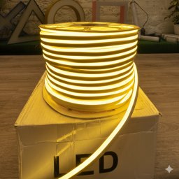 Neon traka 3000k 220v-Samolepljiva