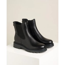 Kožne ženske ravne poluduboke čizme 25429-45 crne