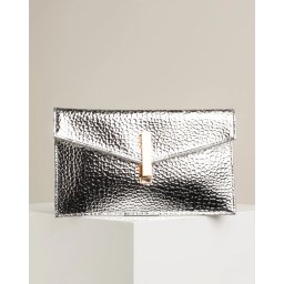 Ženska pismo torbica sa elegantnom kopčom T022655 srebrna