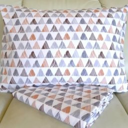 Posteljina Triangle 200x200 sa jastučnicom 2 kom 50x70cm 9110