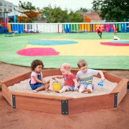 Kinder home veliki dečiji peščanik drveni osmougaonik, vodootporna navlaka ( 2433 )