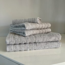 Peškir Bordura 70x140cm 550g/m2 Svetlo Siva boja ( VLK000666-svetlosivaboja26 )