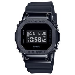 Casio g-shock ručni sat ( GM-5600B-1 )
