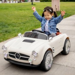 ThemaSport auto na baterije retro m 12v sa daljinskim upravljačem bež ( ts-10-2r - bez )