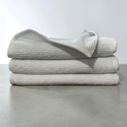 Peškir Stock Bela boja 70x140cm C20 ( VLK000953-c20 )
