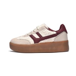 L182684BEI - ŽENSKE PATIKE U RETRO STILU SA EFEKTNIM DETALJIMA