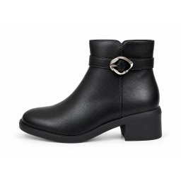 LH622621BLK - ŽENSKE ČIZME KRATKE KLASIKA SA ELEGANTNOM KOPČOM I NISKOM PETOM