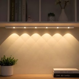 BATERIJSKA LED LAMPA ZA KUHINJE I POLICE CCT PUNJIVA SA SENZOROM POKRETA USB 80cm PROSTO