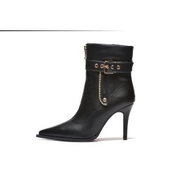 LH562560BLK - Urbane ženske crne čizme na štiklu sa kaišem i zlatnim detaljima model