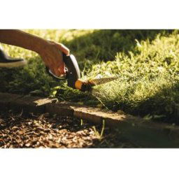 Fiskars Servo-System Gs42 Grässax, Trädgårdsredskap