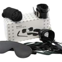 Kitted Lilla fetishboxen