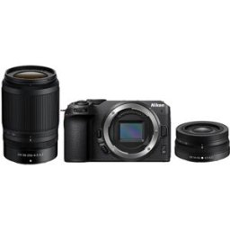 Nikon Z30 kamerahus + Z DX 16-50mm f/3,5-6,3 VR + Z DX 50-250mm f/4,5-6,3 VR