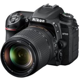 Nikon D7500 hus + AF-S DX 18-140mm f/3,5-5,6 G ED VR