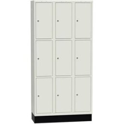 Elevskåp Sonesson Flex, 9 dörrar i 3 skåp, BxDxH 900x400x1900 mm, vit