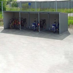 Cykelskjul i plåt med 15 platser, längd 6100 mm