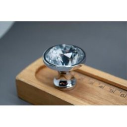 Härligt Hemma Handtag / Knopp, Kristall Med Metallkrage “throne” 32 Mm
