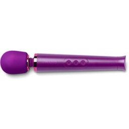 LeWand Le Wand - Petite Rechargeable Vibrating Massager Cherry