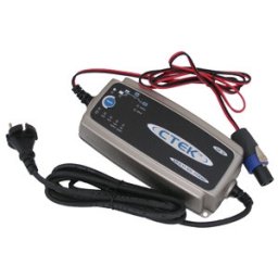 Batteriladdare 7,0 ah passar attack 7750