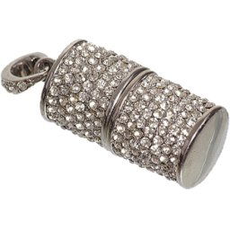 USB Šperk so strieborným nádychom obsypaný bielymi kamienkami