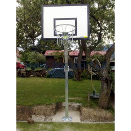 Streetball konštrukcia DOR-SPORT, výšk. nast., do betón. zákl., výš. 1450mm (Vonkajšia výškovo nastaviteľná streeball konštrukcia s vysadením 1450 mm.)