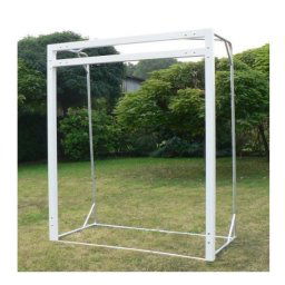 Bránka na českú hádzanú DOR-SPORT drevená 2x2,4 m, nast. brvno + kotvenie, vnút. (Bránka na českú hádzanú drevená 2x2,4 m, určená do vnútorných priestorov. Bránka má brvno na znižovanie. Cena je uvedená bez siete a záclonky.)