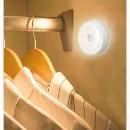 Nalepovacie LED svetlo okrúhle na 3x 1,5V AAA batérie + pohybový senzor