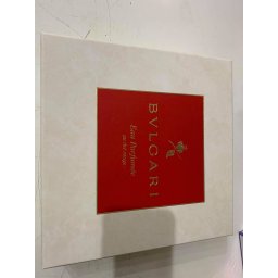 Prázdna Krabica Bvlgari Eau Parfumée au Thé Rouge, Rozmery: 26cm x 26cm x 8cm