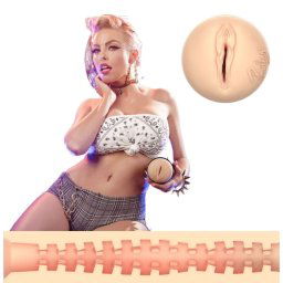 KIIROO FEEL BRITNEY AMBER