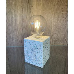 Nočná lampa Žiarovka LED svietiaca - nočné svetlo na kamennom podstavci