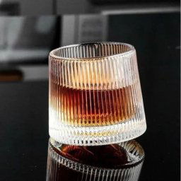 Rotačný pohár na whiskey 160 ml - štýlové pohare na whiskey