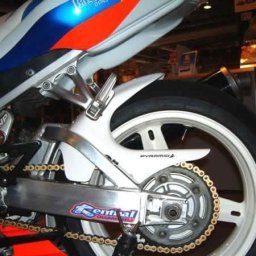 Suzuki GSXR1000 (01-02) Rear Hugger: Gloss White 07015C